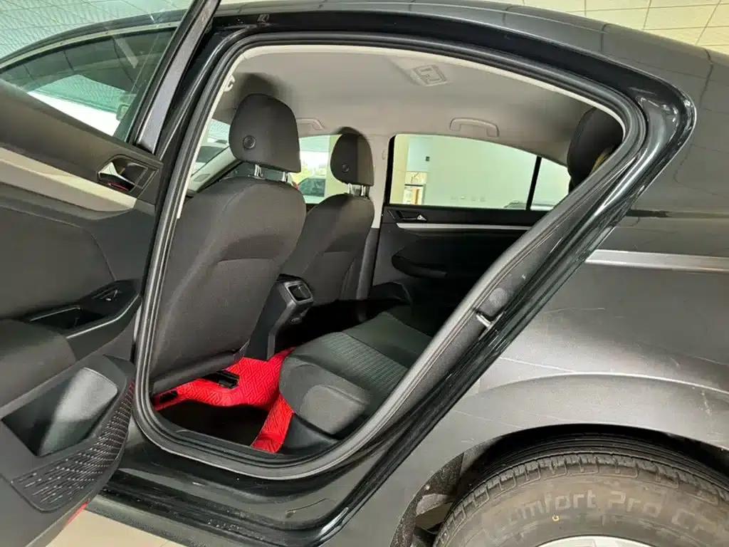 2020 Volkswagen Bora 1.5L Manual Fashion Edition — миниатюра 8
