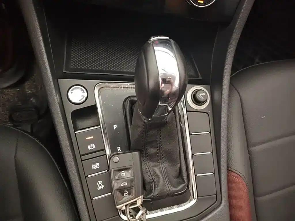 2019 Volkswagen Bora 1.5L Automatic Elite — миниатюра 14
