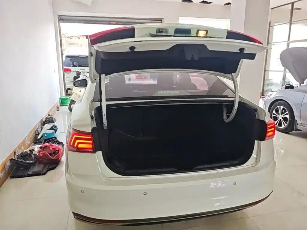 2019 Volkswagen Bora 1.5L Automatic Elite — миниатюра 19