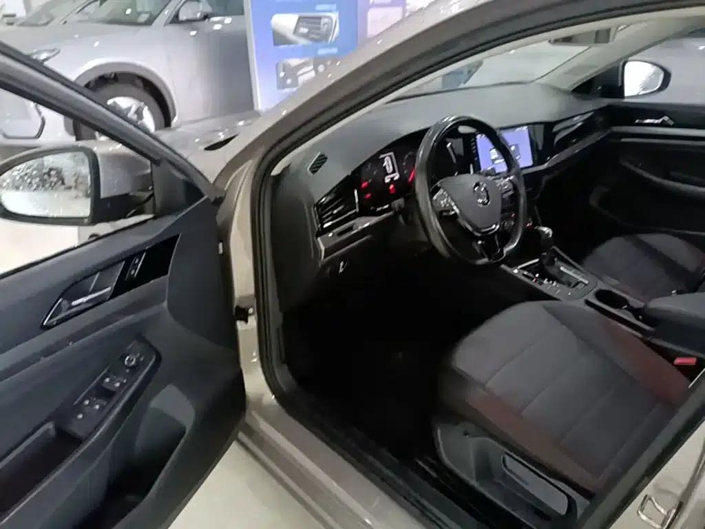 2019 Volkswagen Bora 1.5L Automatic Elite — миниатюра 16