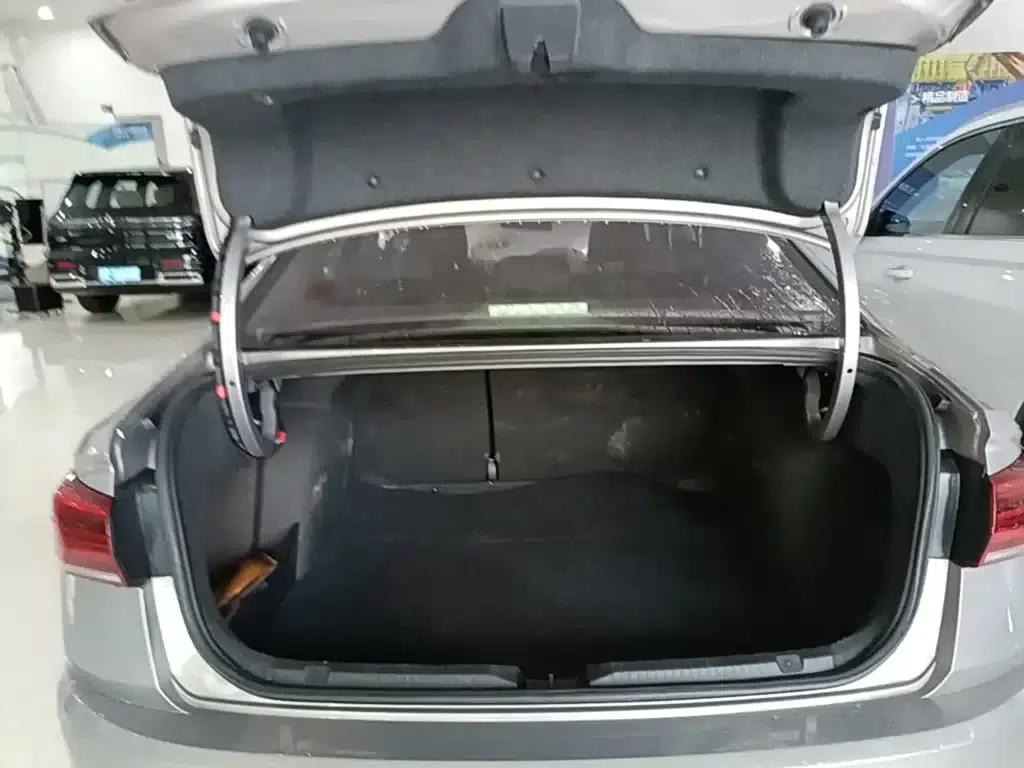 2019 Volkswagen Bora 1.5L Automatic Elite — миниатюра 19