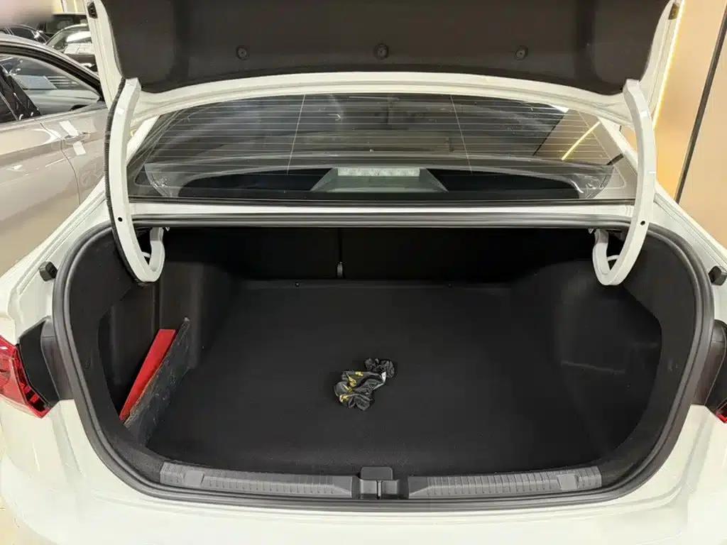 2023 Volkswagen Bora 200TSI DSG Yuexing PRO Edition — миниатюра 22