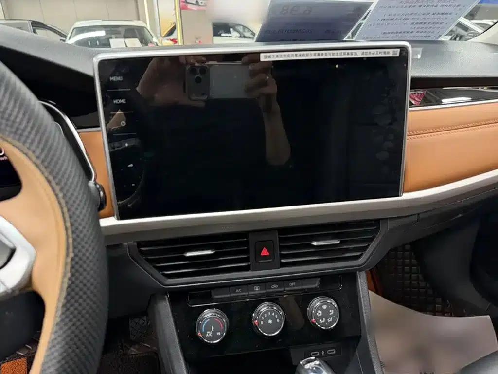 2023 Volkswagen Bora 200TSI DSG Yuexing PRO Edition — миниатюра 7