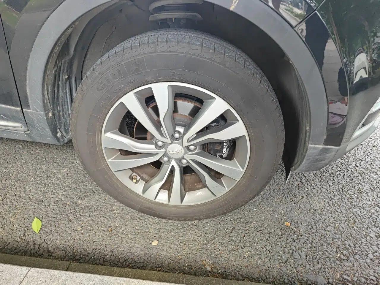 Geely Auto Emgrand X7 Sport 2016 1.8TD Automatic ZhiZun Version — миниатюра 8