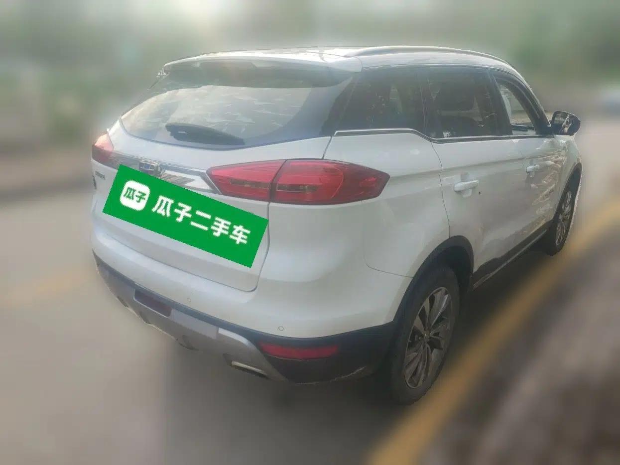 Geely Auto Emgrand X7 Sport 2018 Revised Version 1.8TD Automatic Two-Wheel Drive Smart 4G Connectivity Edition — миниатюра 6