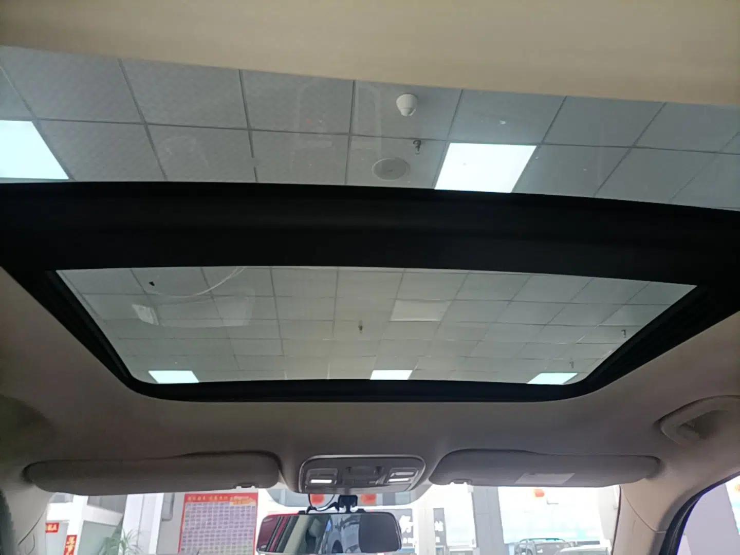 Geely Auto Emgrand X7 Sport 2018 1.8TD Automatic Two-Wheel Drive Smart Connect 4G Internet Edition — миниатюра 21