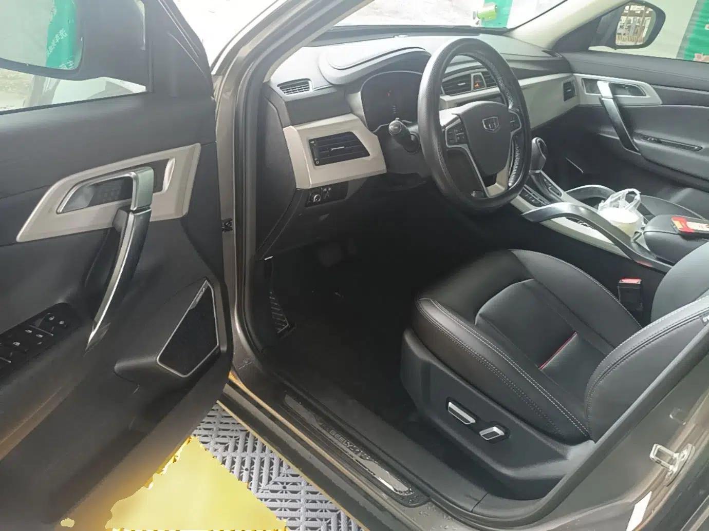 Geely Auto Emgrand X7 Sport 2018 1.8TD Automatic Two-Wheel Drive Smart Connect 4G Internet Edition — миниатюра 18