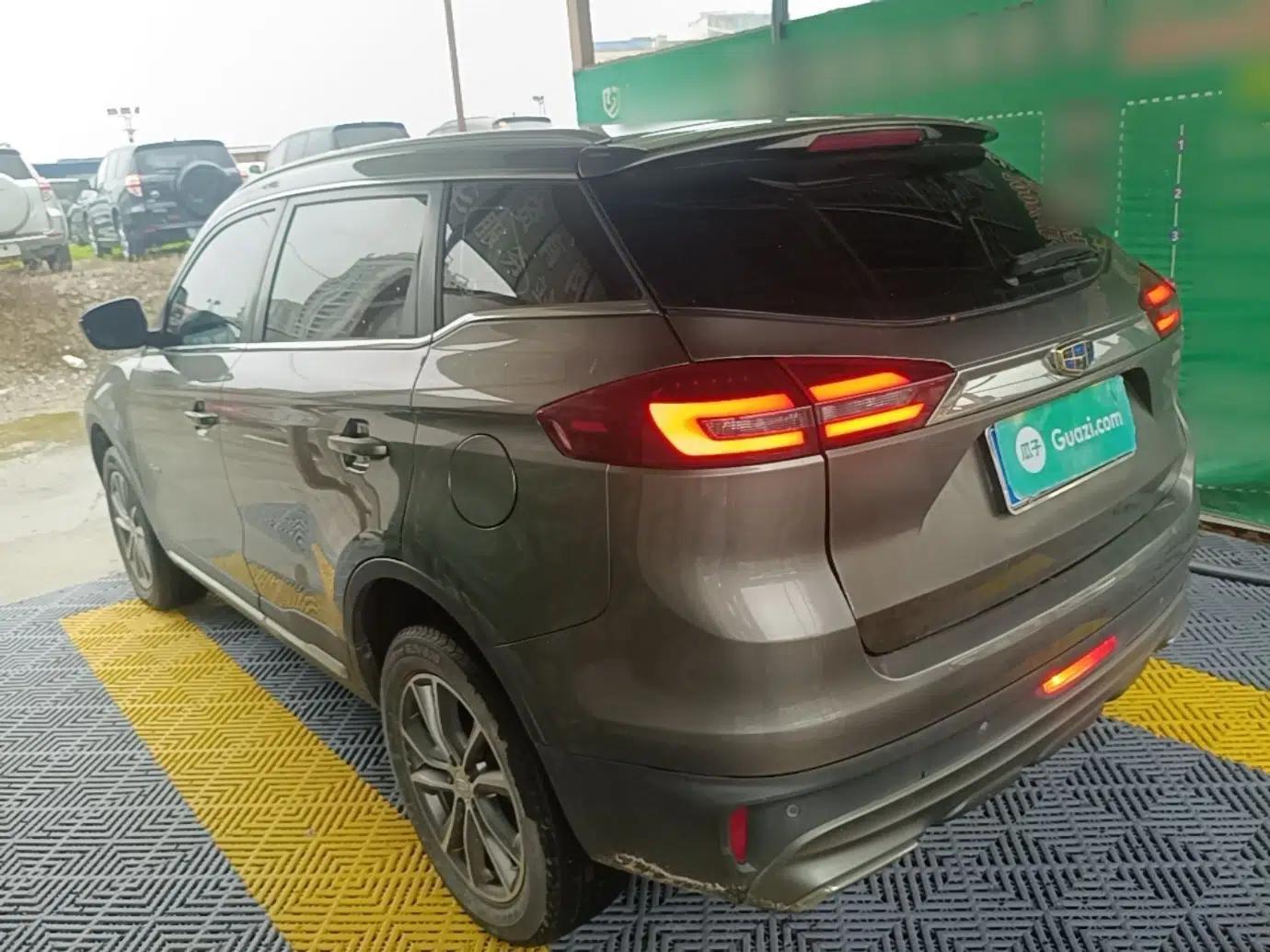 Geely Auto Emgrand X7 Sport 2018 1.8TD Automatic Two-Wheel Drive Smart Connect 4G Internet Edition — миниатюра 4