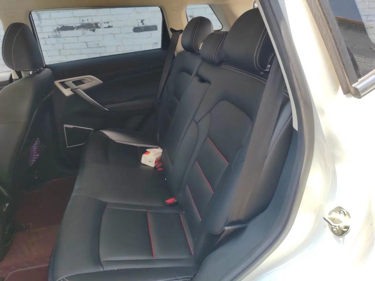 Geely Auto Emgrand X7 Sport 2020 1.8TD DCT Two-Wheel Drive Smart Connect 4G-Enabled Version — миниатюра 17