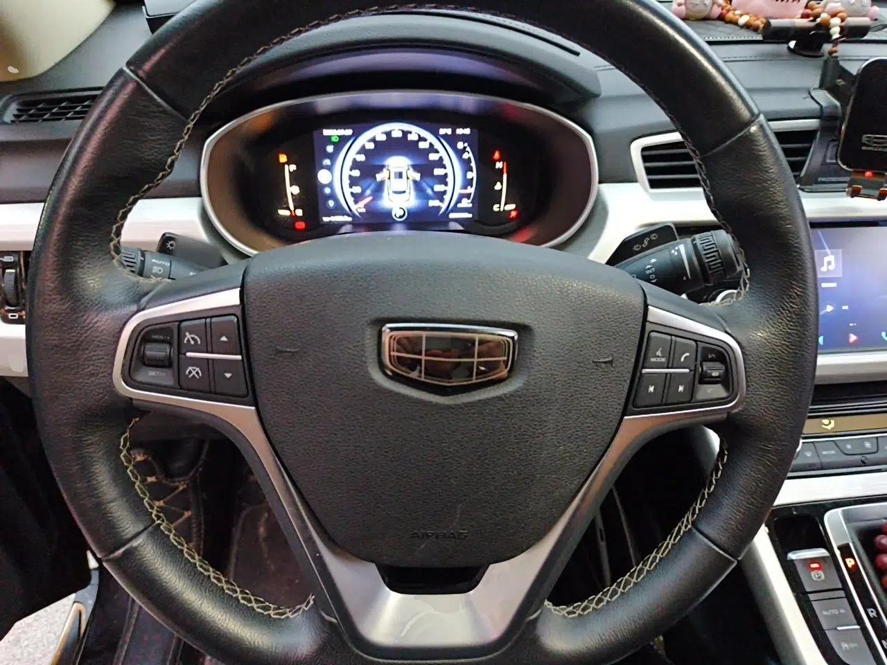 Geely Auto Emgrand X7 Sport 2018 1.8TD Automatic Two-Wheel Drive Smart Connect 4G Internet Edition — миниатюра 10
