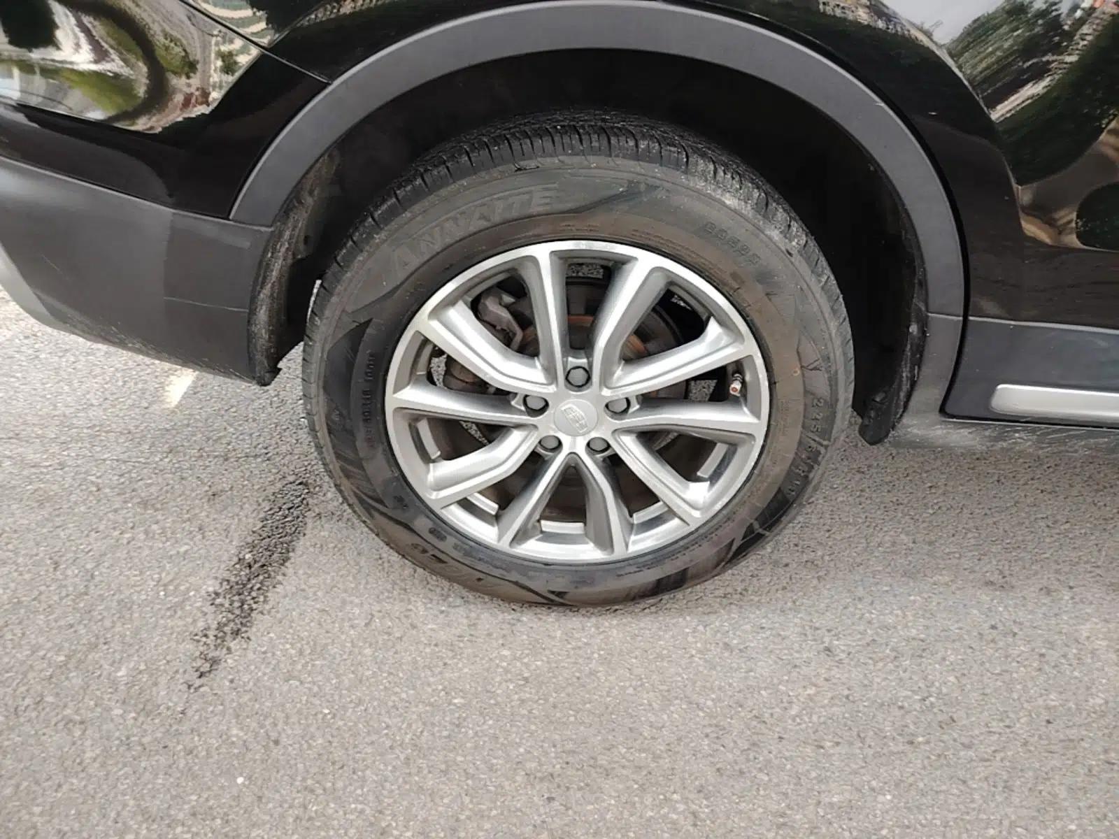 Geely Auto Emgrand X7 Sport 2018 1.8TD Automatic Two-Wheel Drive Smart Connect 4G Internet Edition — миниатюра 16