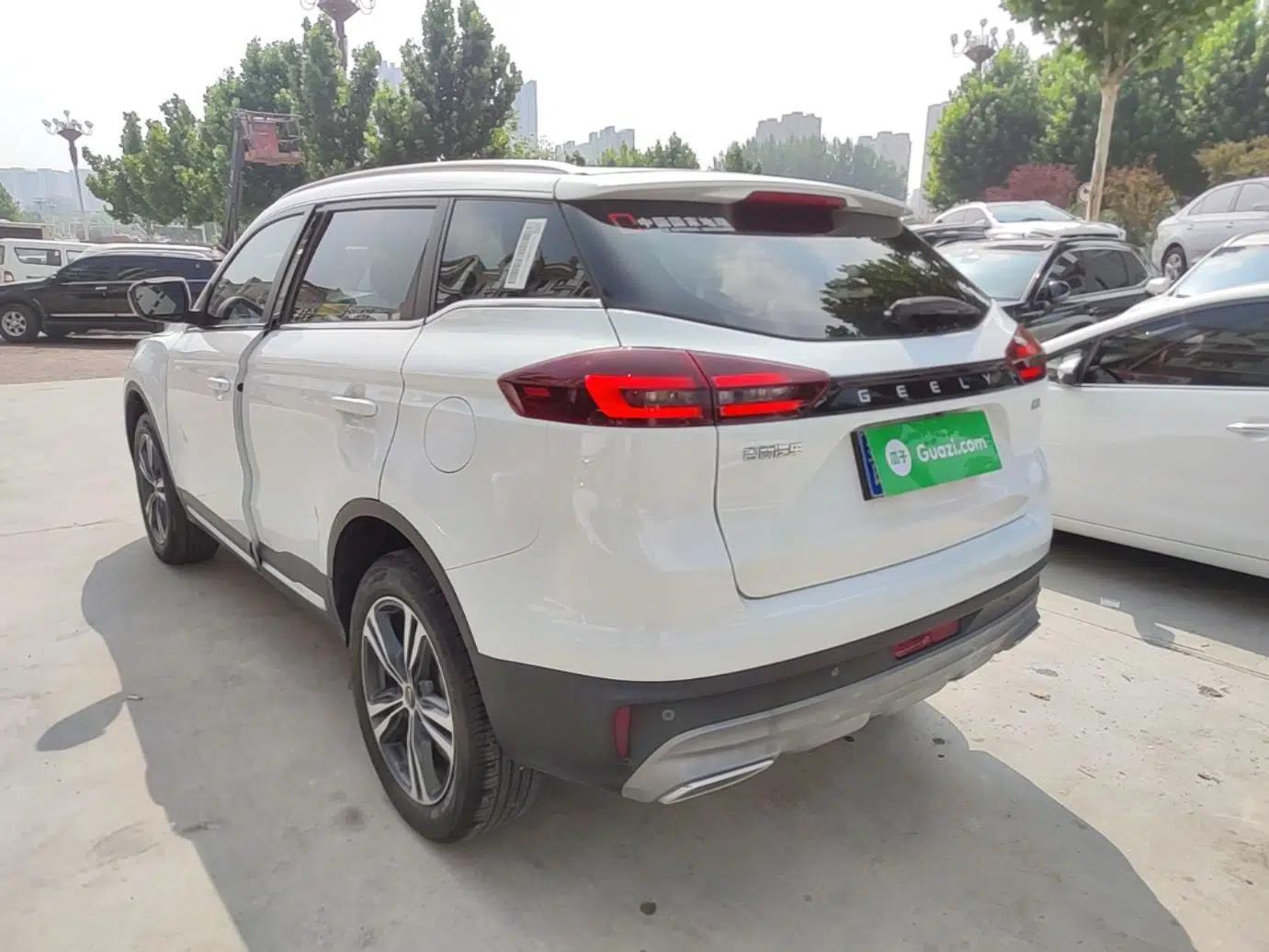 Geely Auto Emgrand X7 Sport 2022 1.8TD DCT Zhiya Trim — миниатюра 4