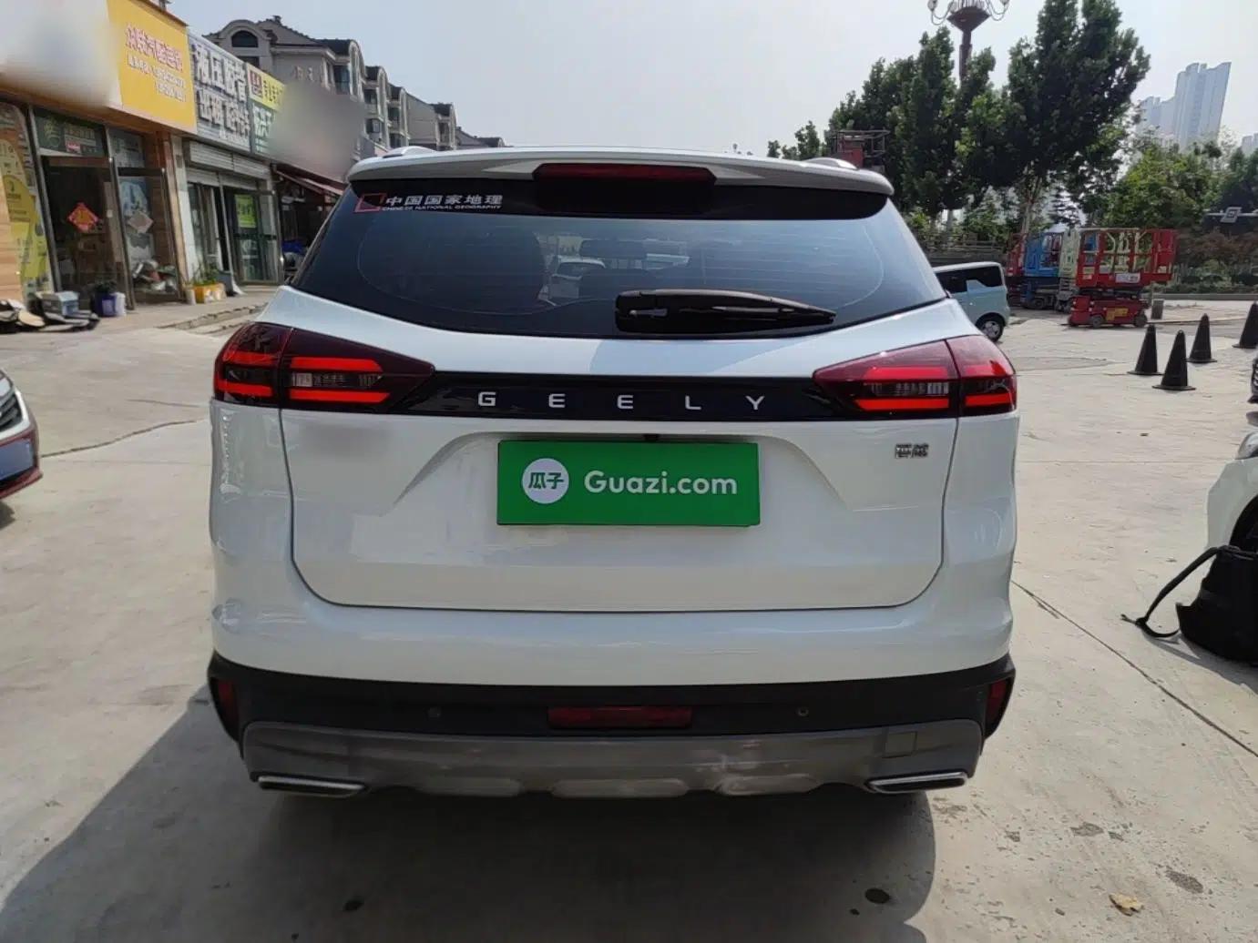 Geely Auto Emgrand X7 Sport 2022 1.8TD DCT Zhiya Trim — миниатюра 5