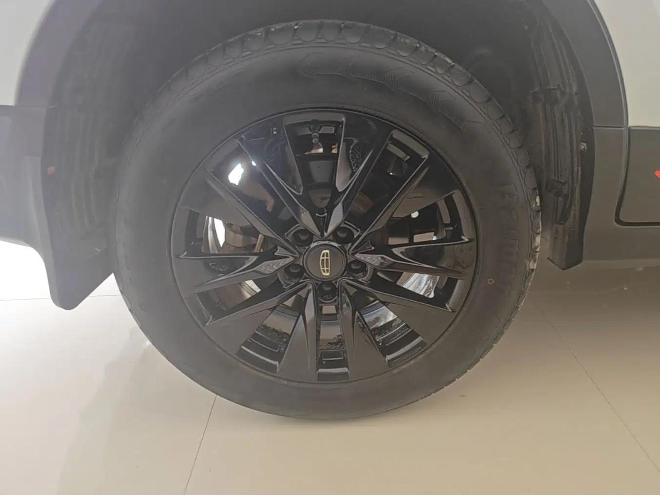 Geely Auto Emgrand X7 Sport 2022 Boyue X 1.8TD DCT Smart Model — миниатюра 11