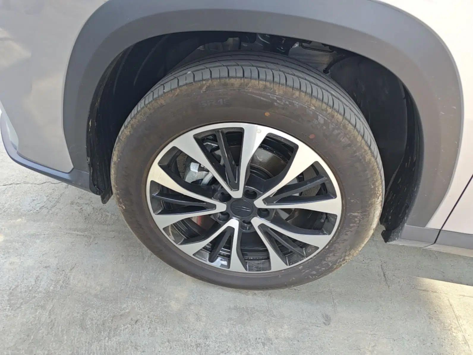 Geely Auto Emgrand X7 Sport 2026 Model 1.5TD Aspirational — миниатюра 10