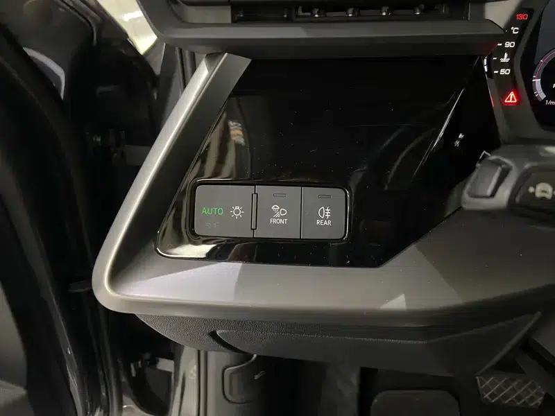 Audi A3 2023 Facelift A3L Limousine 35 TFSI Sporty Edition — миниатюра 20