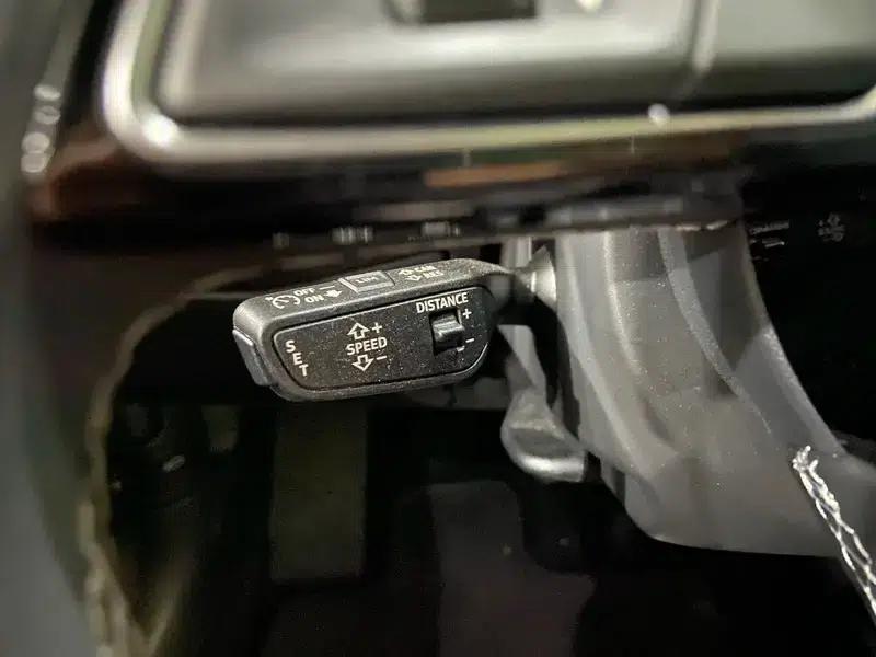 Audi A3 2023 Facelift A3L Limousine 35 TFSI Sporty Edition — миниатюра 22