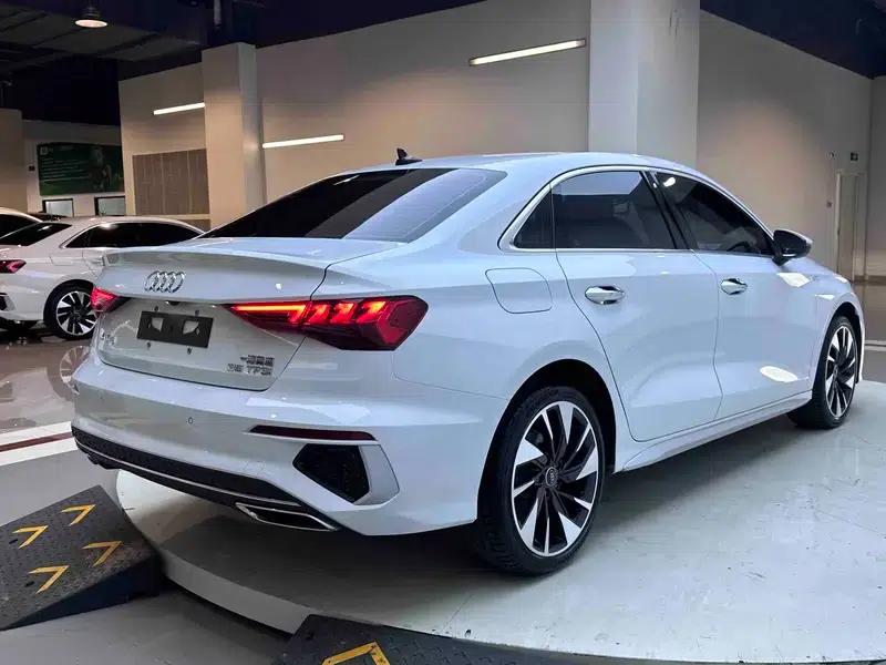2022 Audi A3 A3L Limousine 35 TFSI Fashion Sport — миниатюра 7