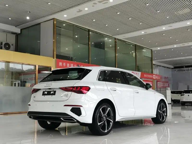 Audi A3 2022 Sportback 35 TFSI Fashion Sport — миниатюра 6