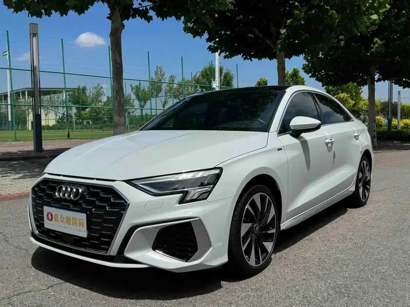 2022 Audi A3 A3L Limousine 35 TFSI Fashionable Elegant Model — миниатюра 1