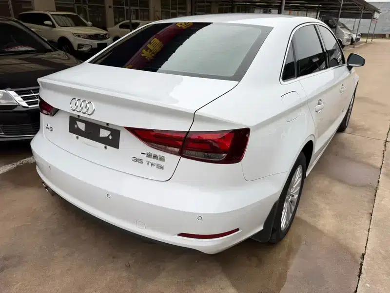 Audi A3 2016 Limousine 35 TFSI Progressive — миниатюра 3