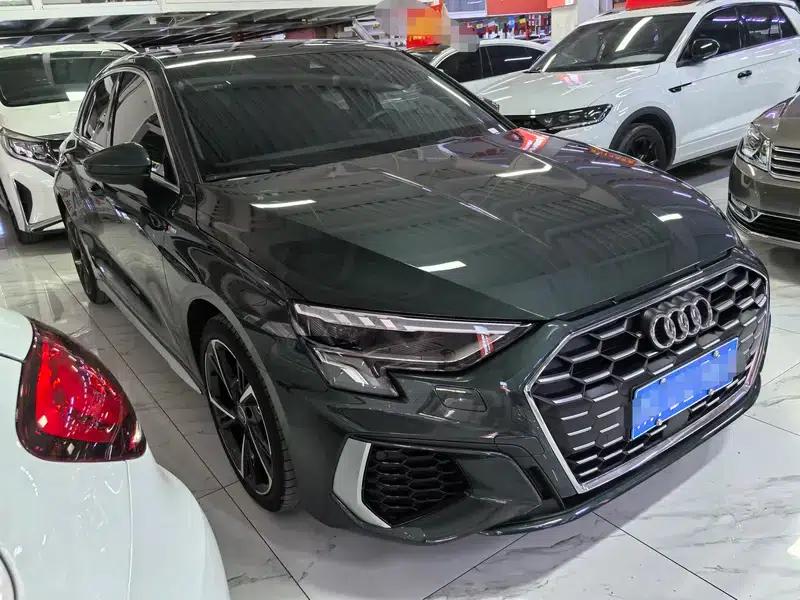 Audi A3 2024 Sportback 35 TFSI Fashionable Elegant Model — миниатюра 3