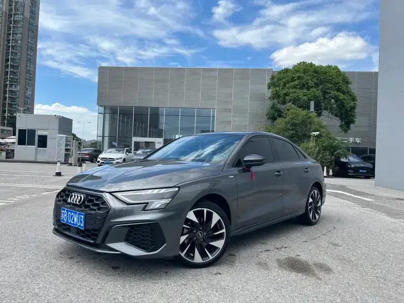 2022 Audi A3 A3L Limousine 35 TFSI Fashion Sport — миниатюра 1