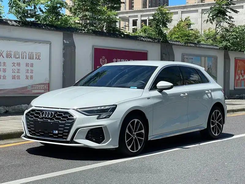 Audi A3 2022 Sportback 35 TFSI Progressive Sport — миниатюра 1