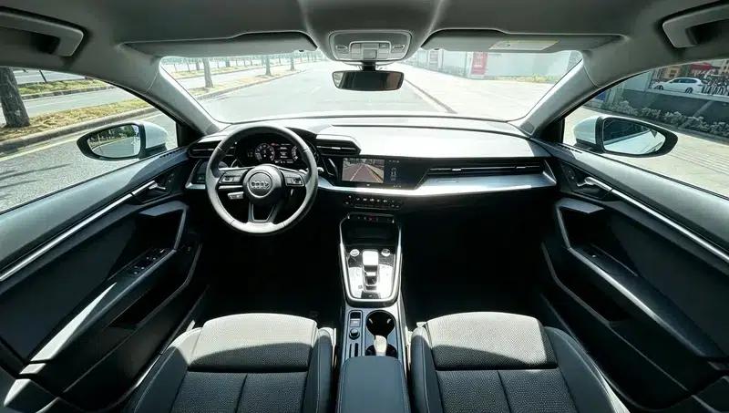 Audi A3 2022 Sportback 35 TFSI Progressive Sport — миниатюра 13