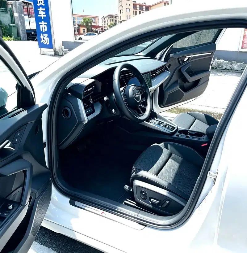 Audi A3 2022 Sportback 35 TFSI Progressive Sport — миниатюра 17