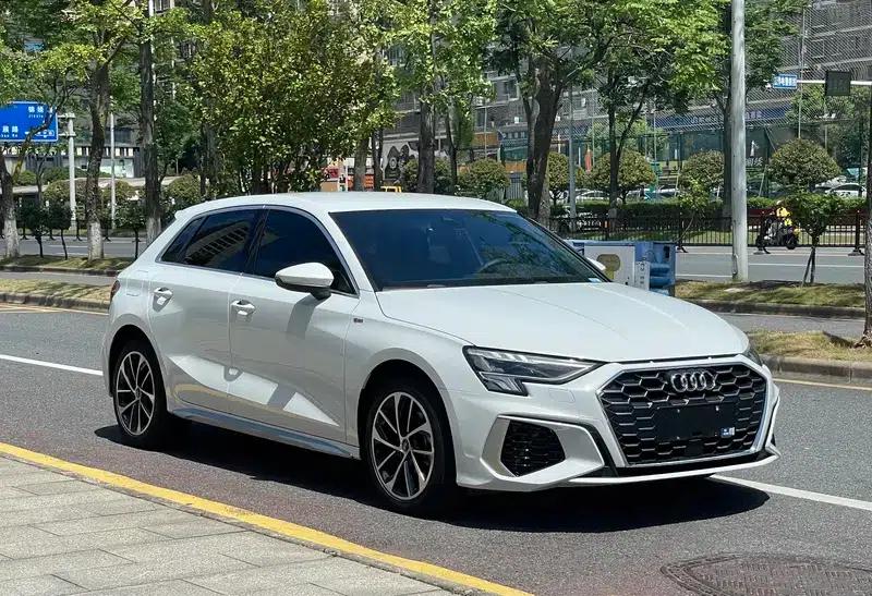 Audi A3 2022 Sportback 35 TFSI Progressive Sport — миниатюра 3