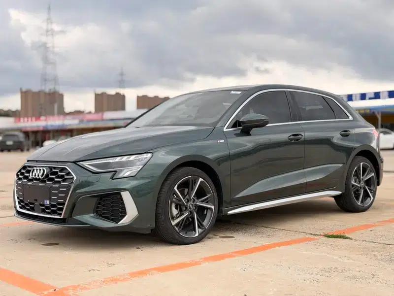 Audi A3 2022 Sportback 35 TFSI Fashion Sport — миниатюра 1