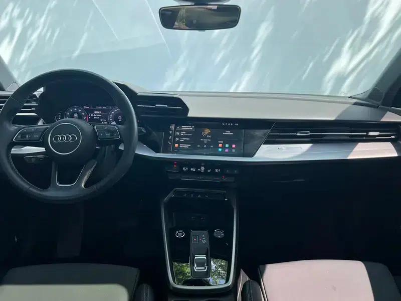 Audi A3 2023 Facelift Sportback 35 TFSI Fashion Sporty Model — миниатюра 7