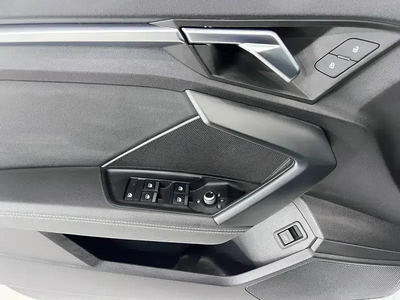 2022 Audi A3 A3L Limousine 35 TFSI Fashion Sport — миниатюра 18