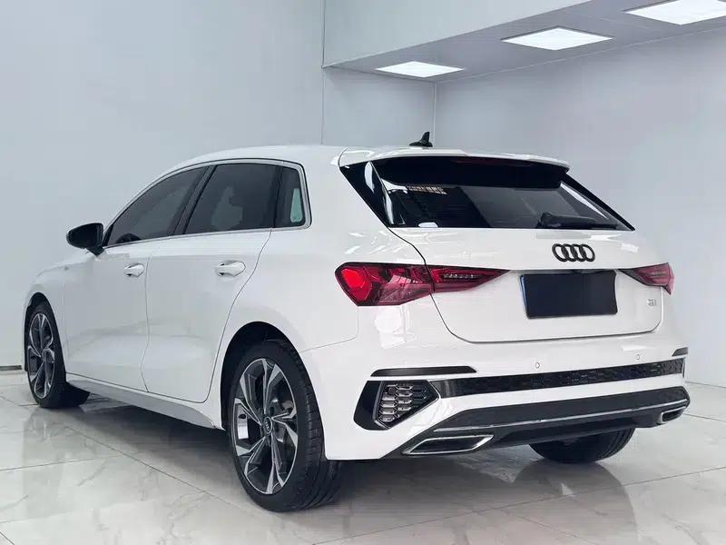 Audi A3 2021 Sportback 35 TFSI Luxury Sport — миниатюра 4