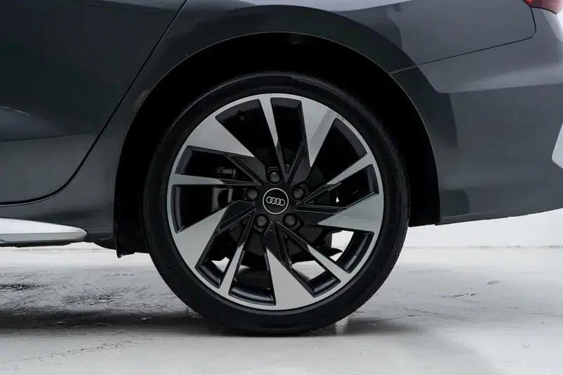 2024 Audi A3 A3L Limousine 35 TFSI Fashion Sport — миниатюра 9