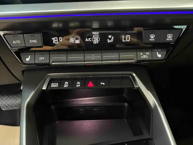 2022 Audi A3 A3L Limousine 35 TFSI Luxury Sport — миниатюра 11