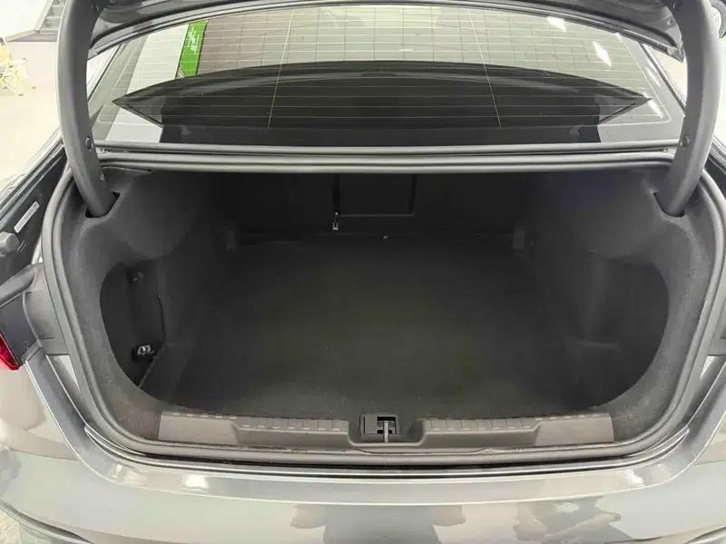 2022 Audi A3 A3L Limousine 35 TFSI Luxury Sport — миниатюра 22
