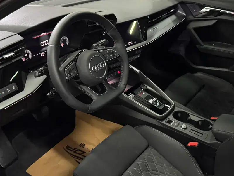 Audi A3 2024 Sportback 35 TFSI Luxury Sport — миниатюра 7