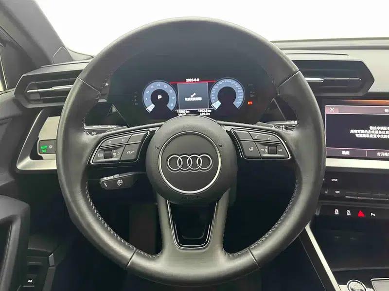 Audi A3 2022 Sportback 35 TFSI Progressive Sport — миниатюра 13