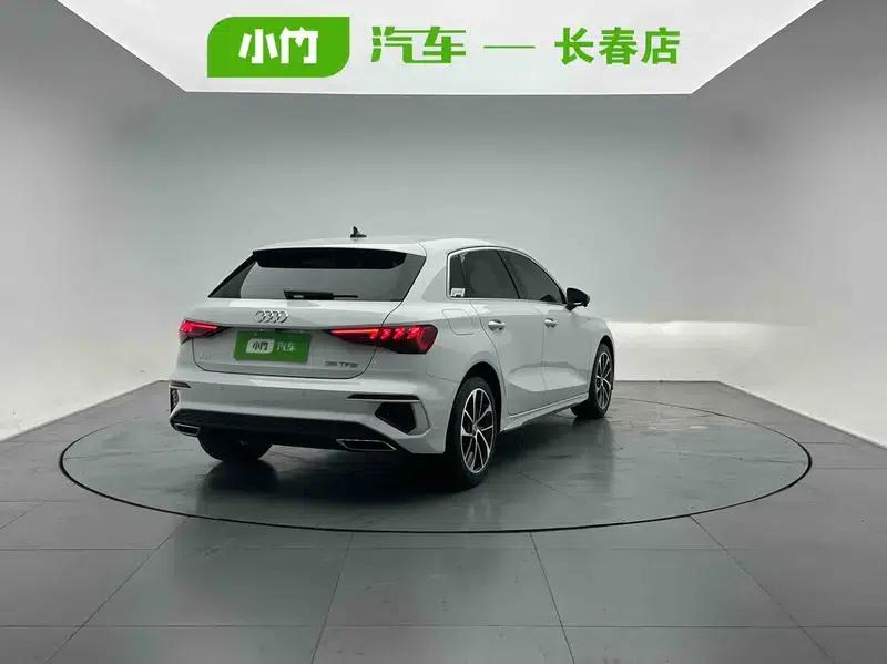 Audi A3 2022 Sportback 35 TFSI Progressive Sport — миниатюра 5