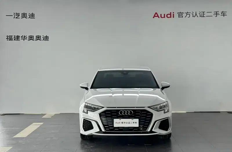 2024 Audi A3 A3L Limousine 35 TFSI Progressive Sport — миниатюра 2