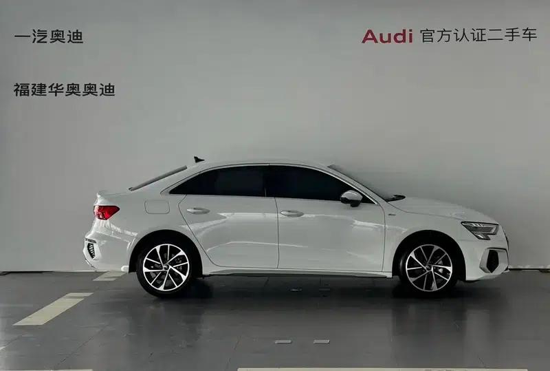 2024 Audi A3 A3L Limousine 35 TFSI Progressive Sport — миниатюра 5