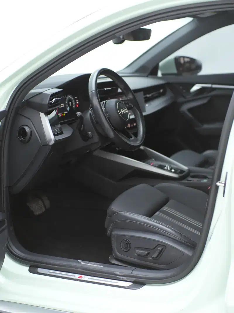 Audi A3 2023 Facelift A3L Limousine 35 TFSI Sporty Edition — миниатюра 29