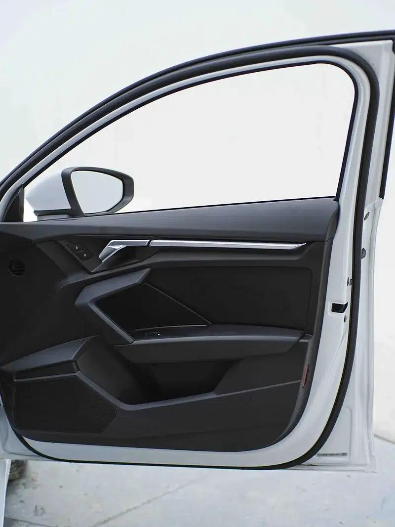 Audi A3 2021 Sportback 35 TFSI Progressive Elegance — миниатюра 16