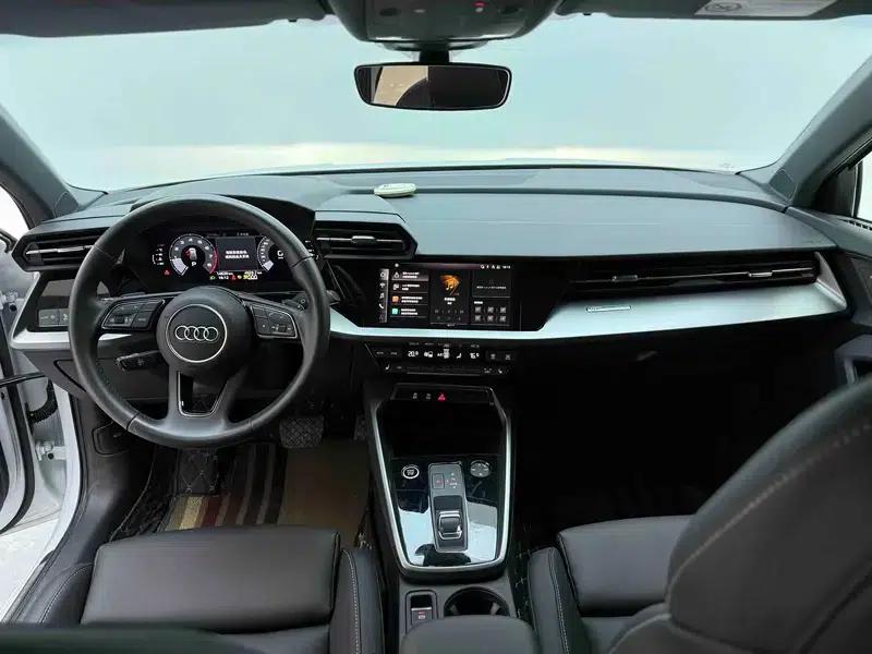 Audi A3 2021 Sportback 35 TFSI Progressive Elegance — миниатюра 18