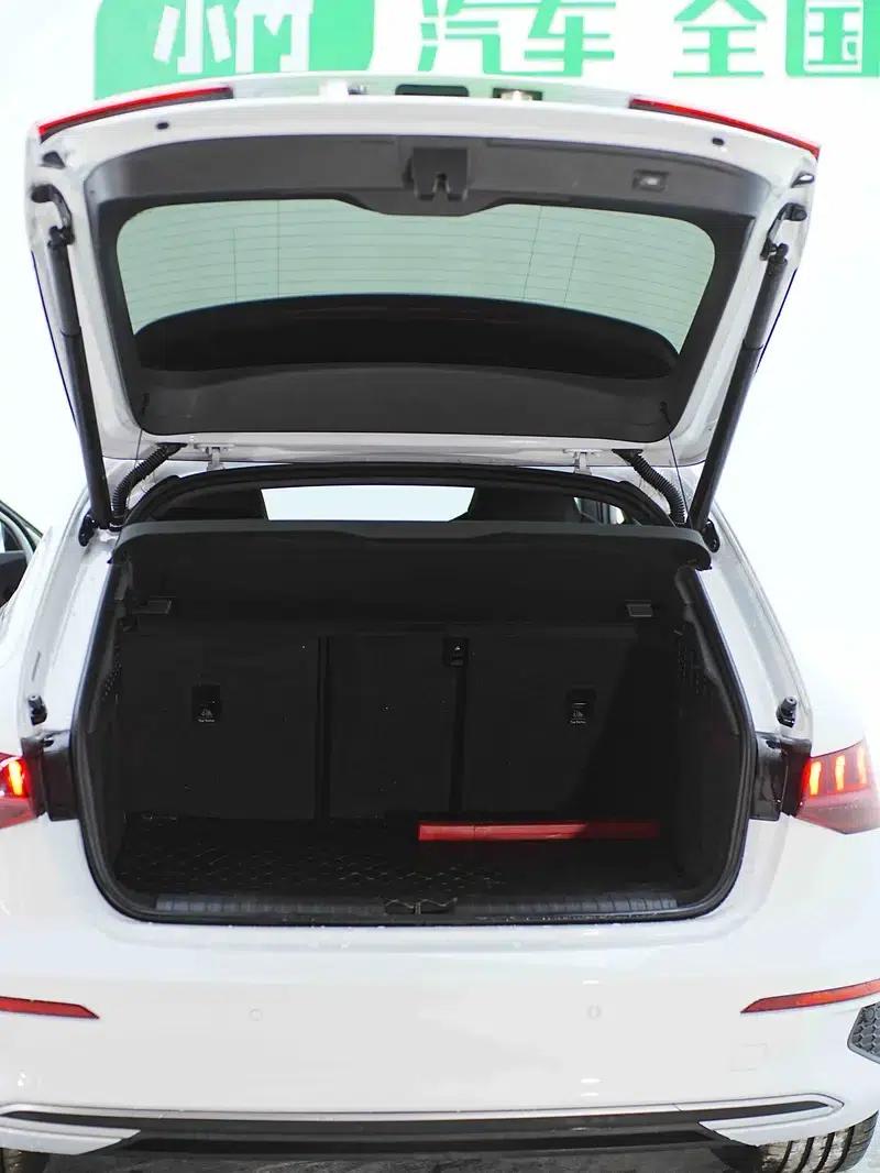 Audi A3 2021 Sportback 35 TFSI Progressive Elegance — миниатюра 22