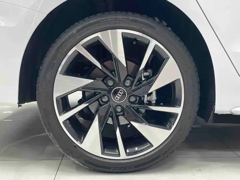 2024 Audi A3 A3L Limousine 35 TFSI Fashion Sport — миниатюра 10