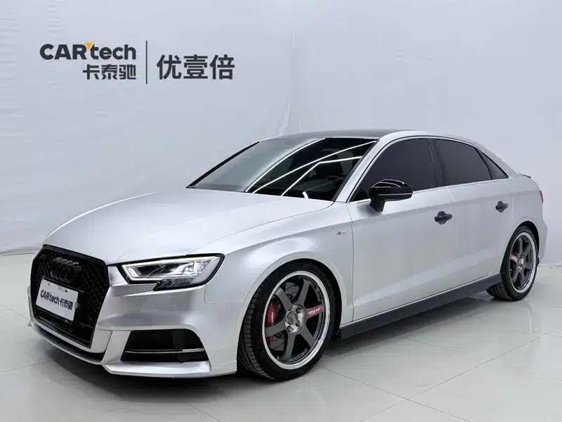 Audi A3 2018 30th Anniversary Edition Limousine 40 TFSI Sport — миниатюра 1