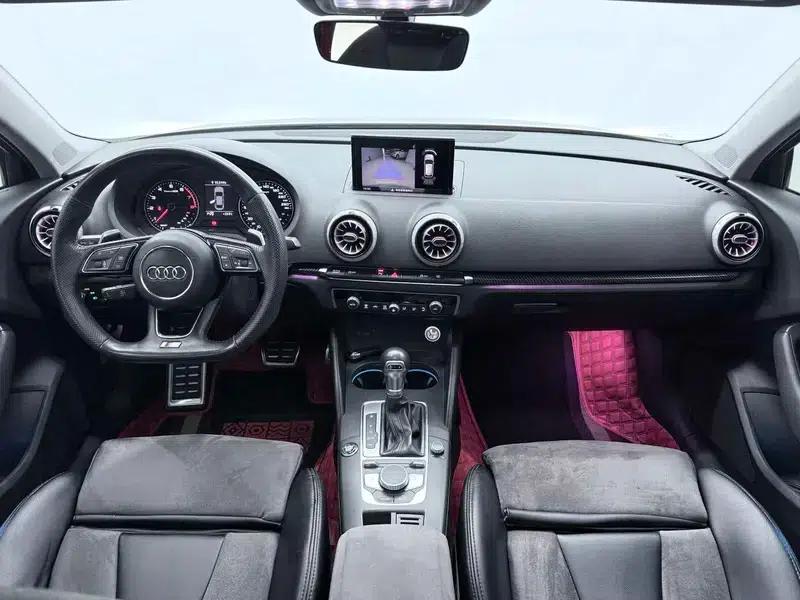 Audi A3 2018 30th Anniversary Edition Limousine 40 TFSI Sport — миниатюра 10